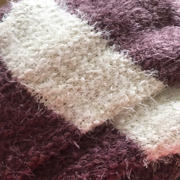 So sweater super soft knit size XS white purple - Picture 8 of 8